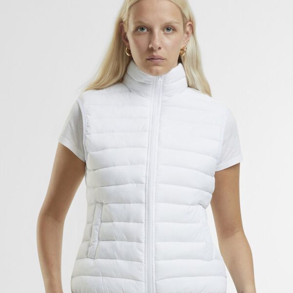 Women’s light puffer vest Thumbnail